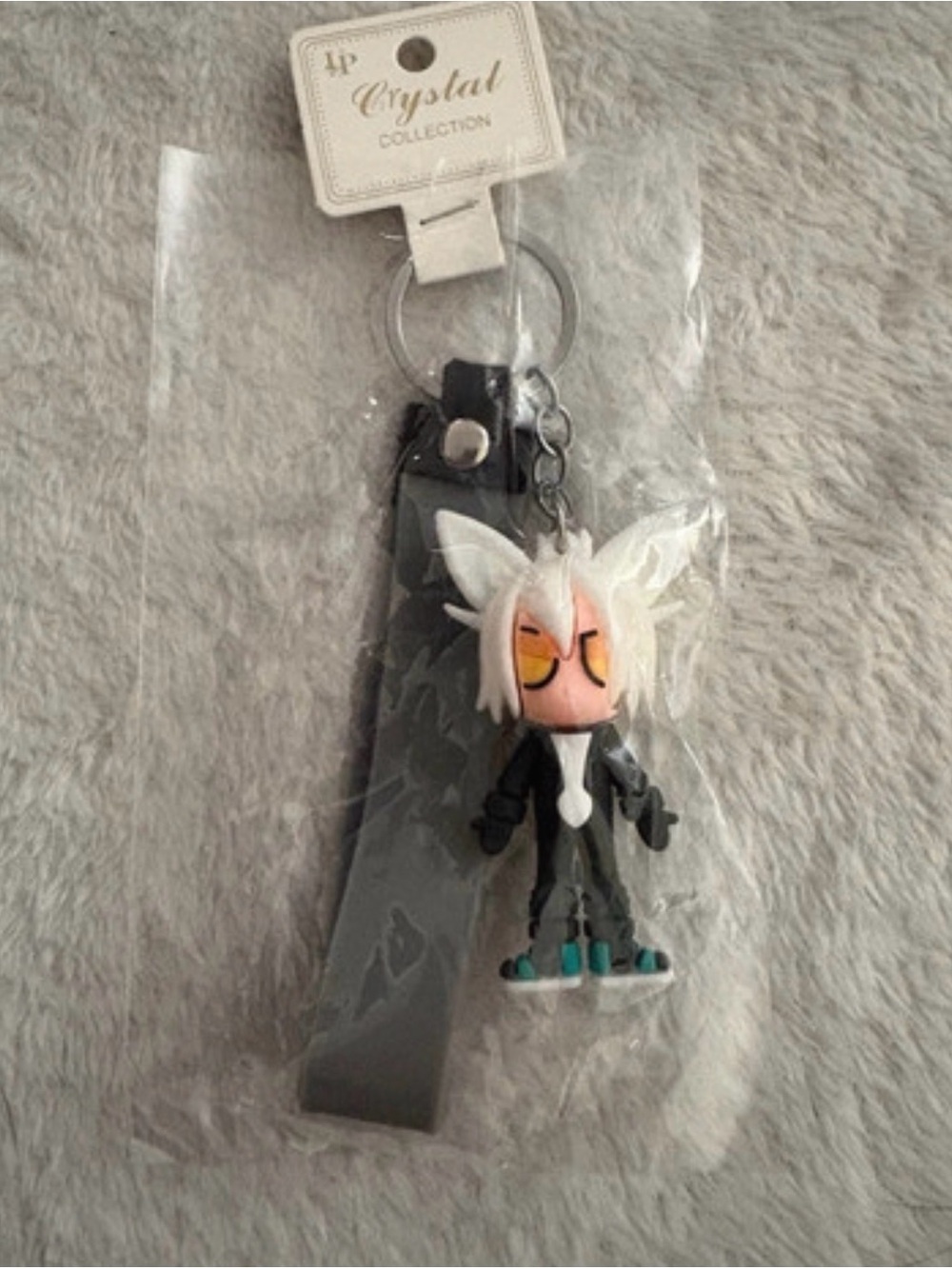 White-Haired Anime Keychain With Grey Band